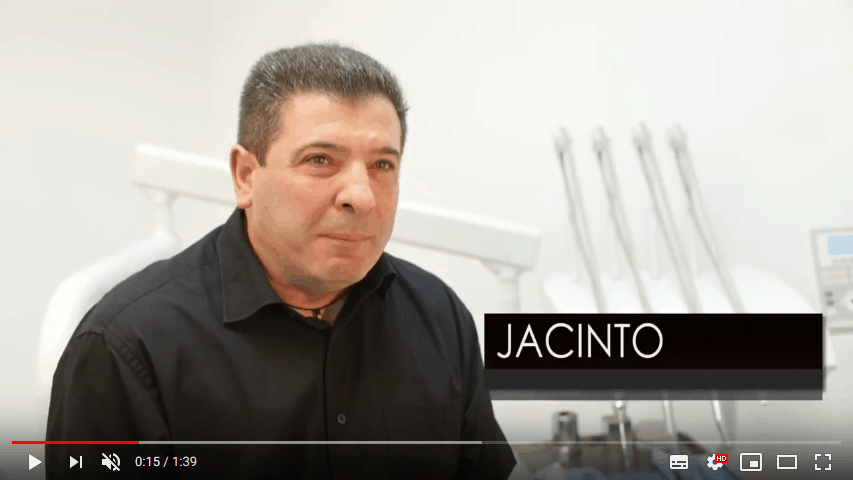 ClinicaDentalUrbinatudentistaenSalamancaJacintoysuexperienciaconlosimplantes YouTube