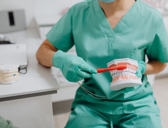 cepillado correcto de los dientes
