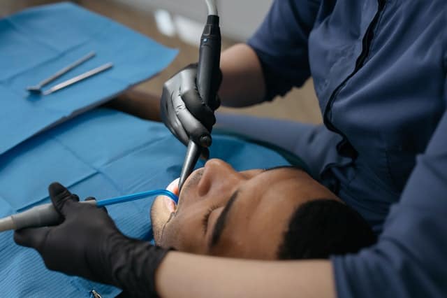 periimplantitis